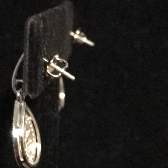 Earrings - 10k WG - Blue and White Diamond - Picture 6 of 9